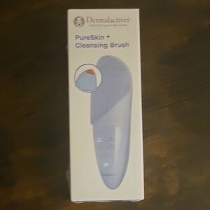 Dermalactives PureSkin Cleansing Brush - Blue